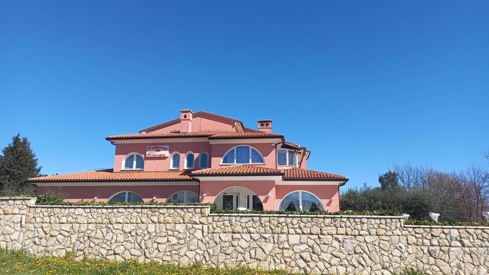 Apartments And Rooms Villa Chiara Krnica Exterior photo
